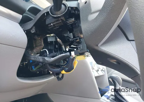 2019 Hyundai Elantra Se z USA, uszkodzony, nr VIN 5NPD74LFXKH444481